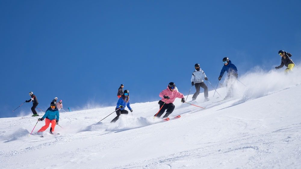 Skifahrer auf der Piste