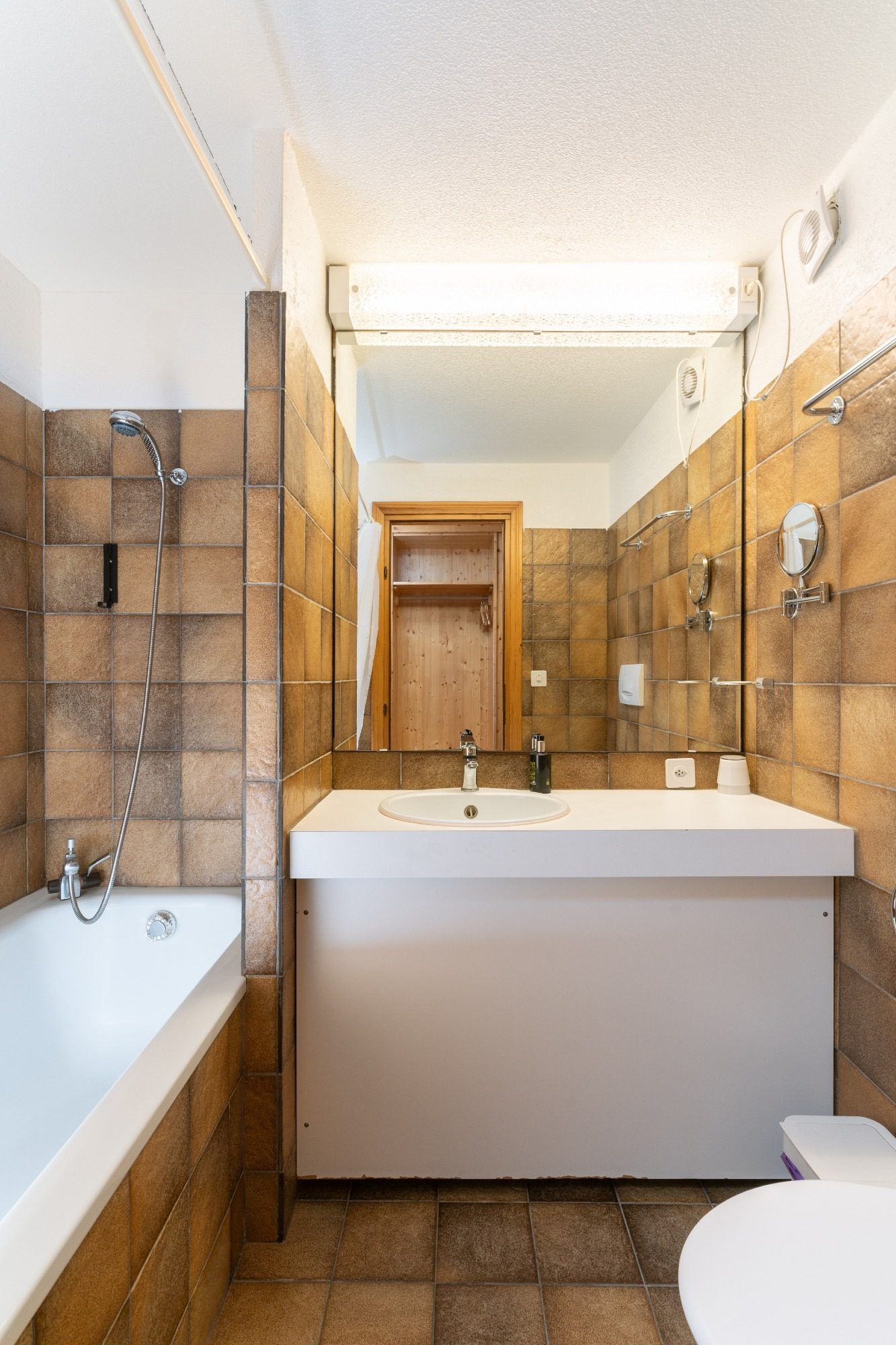 Badezimmer Beispiel Kat. B, C & D