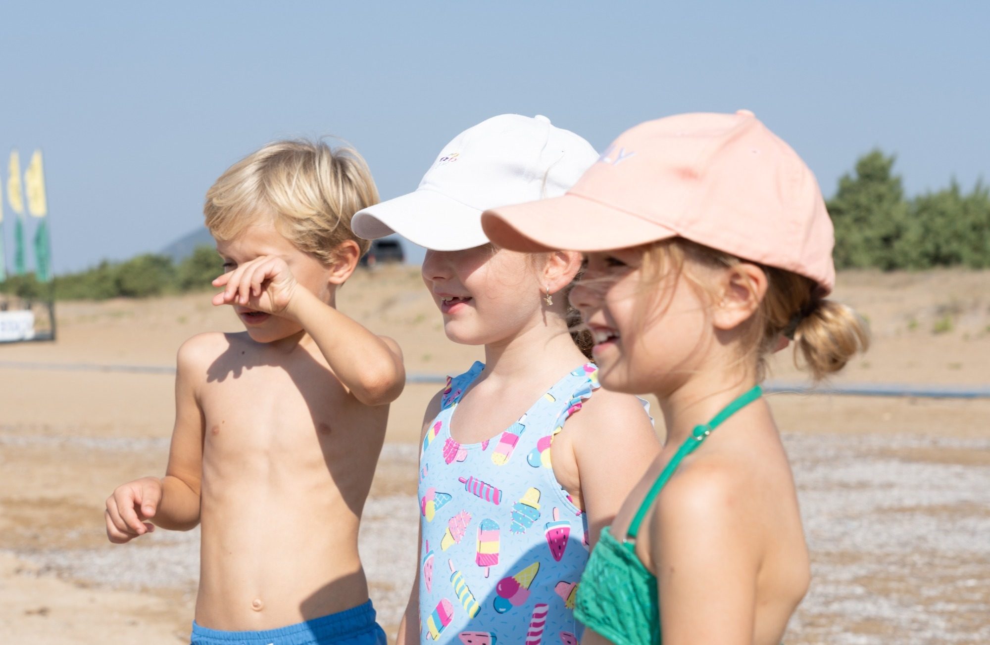 Kinder am Strand