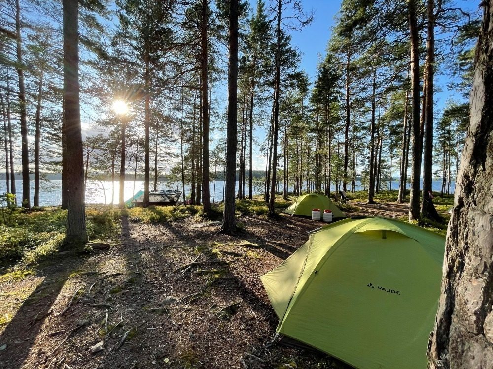 Zelten direkt am See