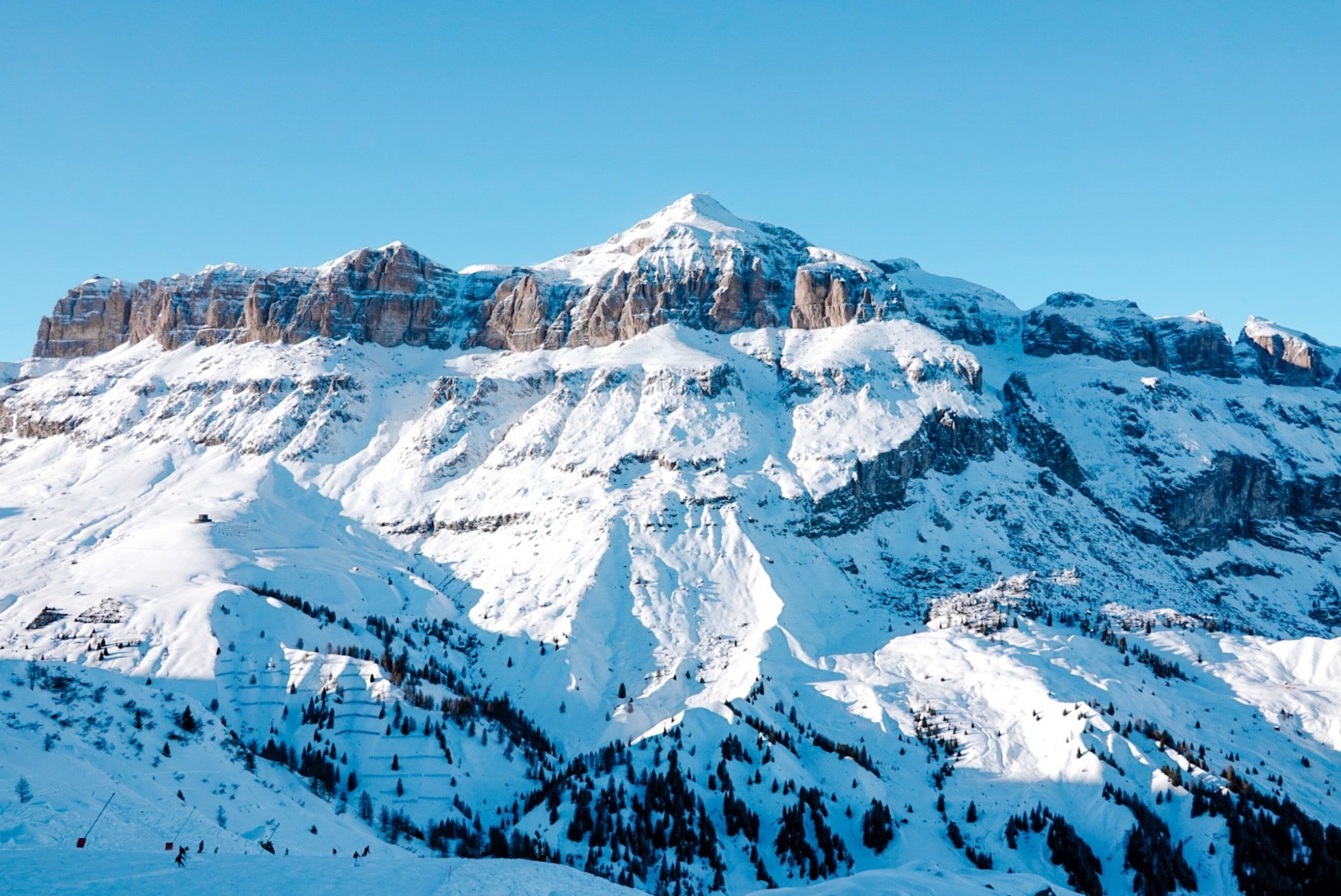 Beeindruckendes schneebedecktes Panorama