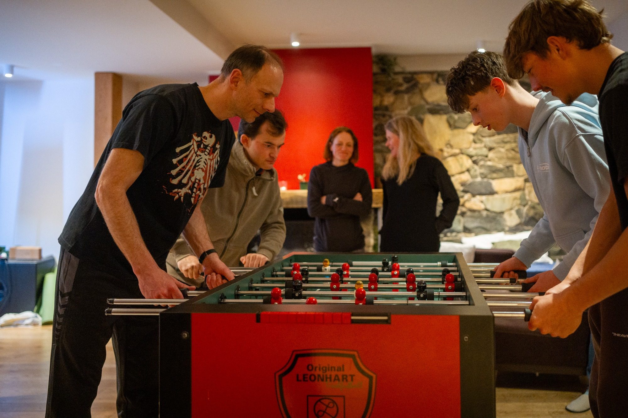 Wöchentliches Kickerturnier im Sportclub