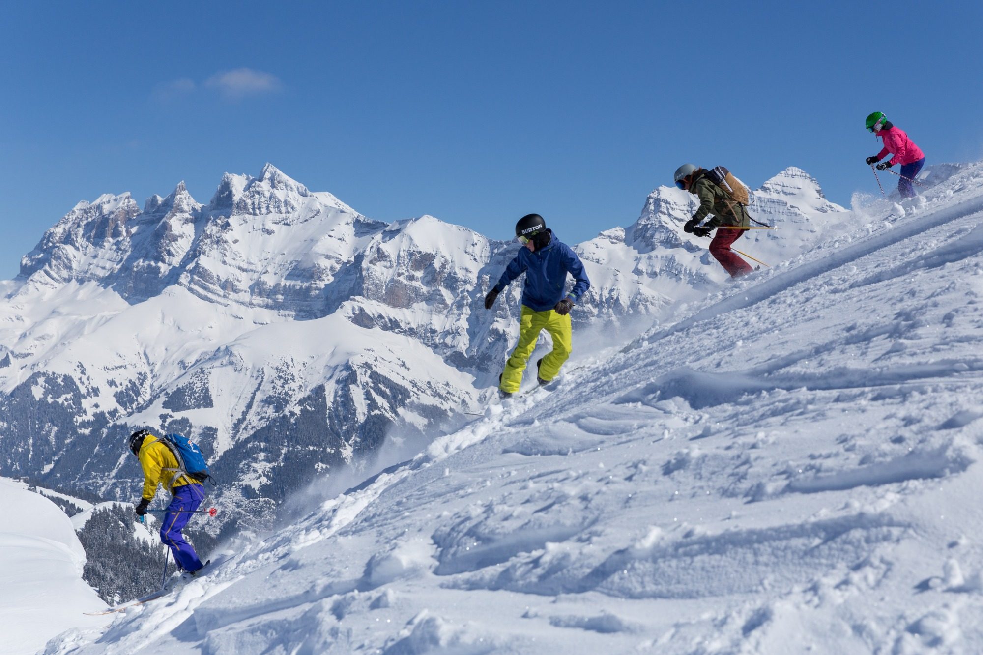Die ersten Spuren im Neuschnee hinterlassen
