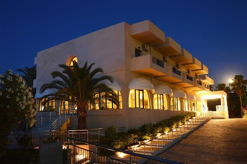 Sportclub Dimitra am Abend