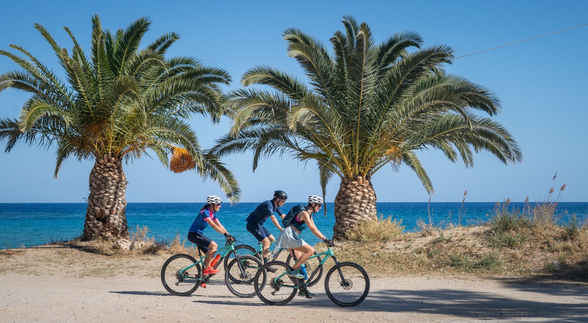 Schnuppertouren führen gerne mal am Meer entlang.