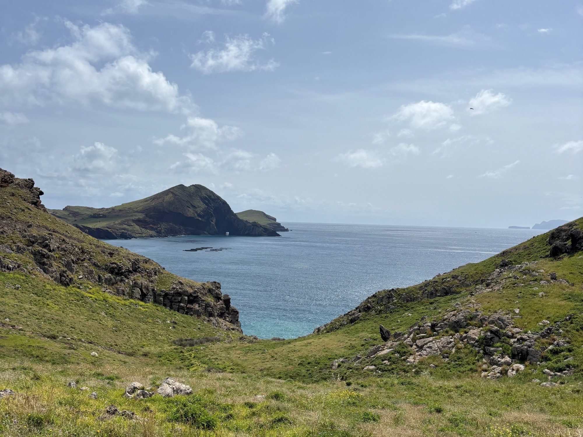 Felsformationen im Meer