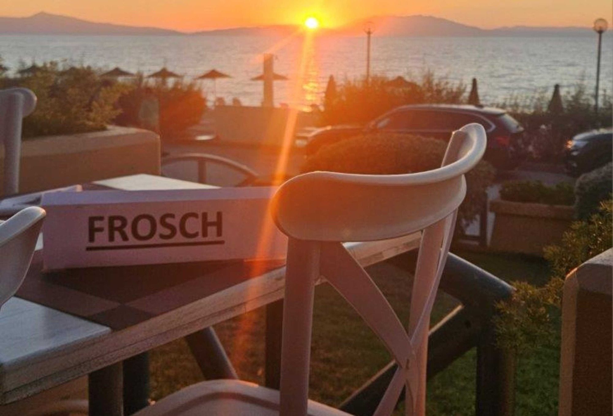 Terrasse und Sonnenuntergang