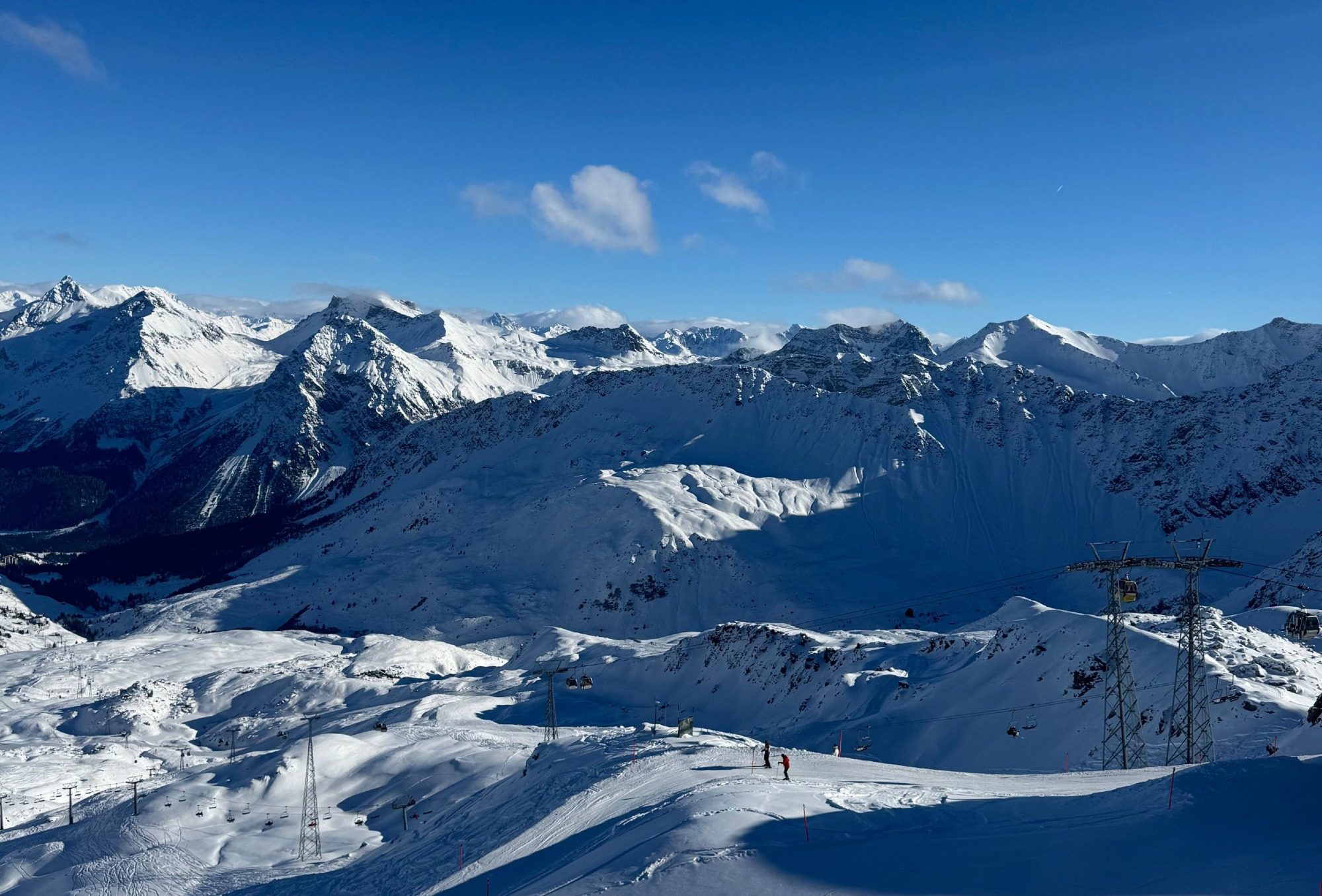 Aussicht auf die Berge in Arosa