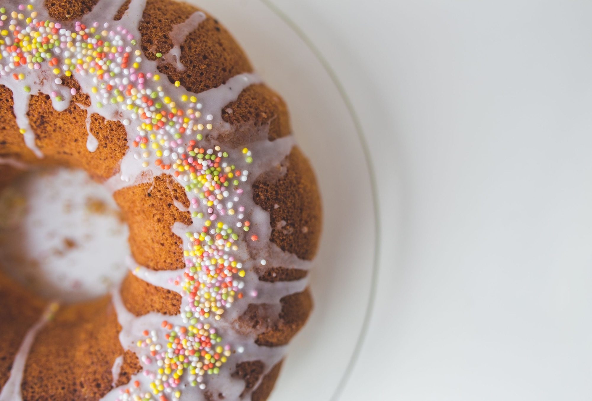 Bunt verzierter Kuchen