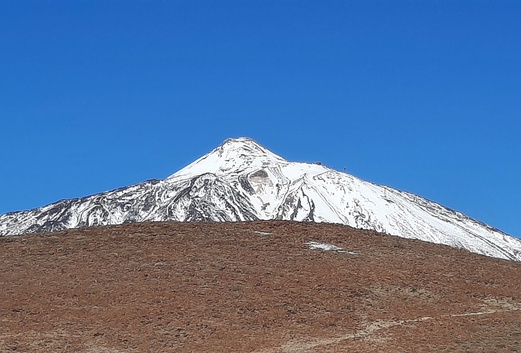 Schneebedeckter Gipfel