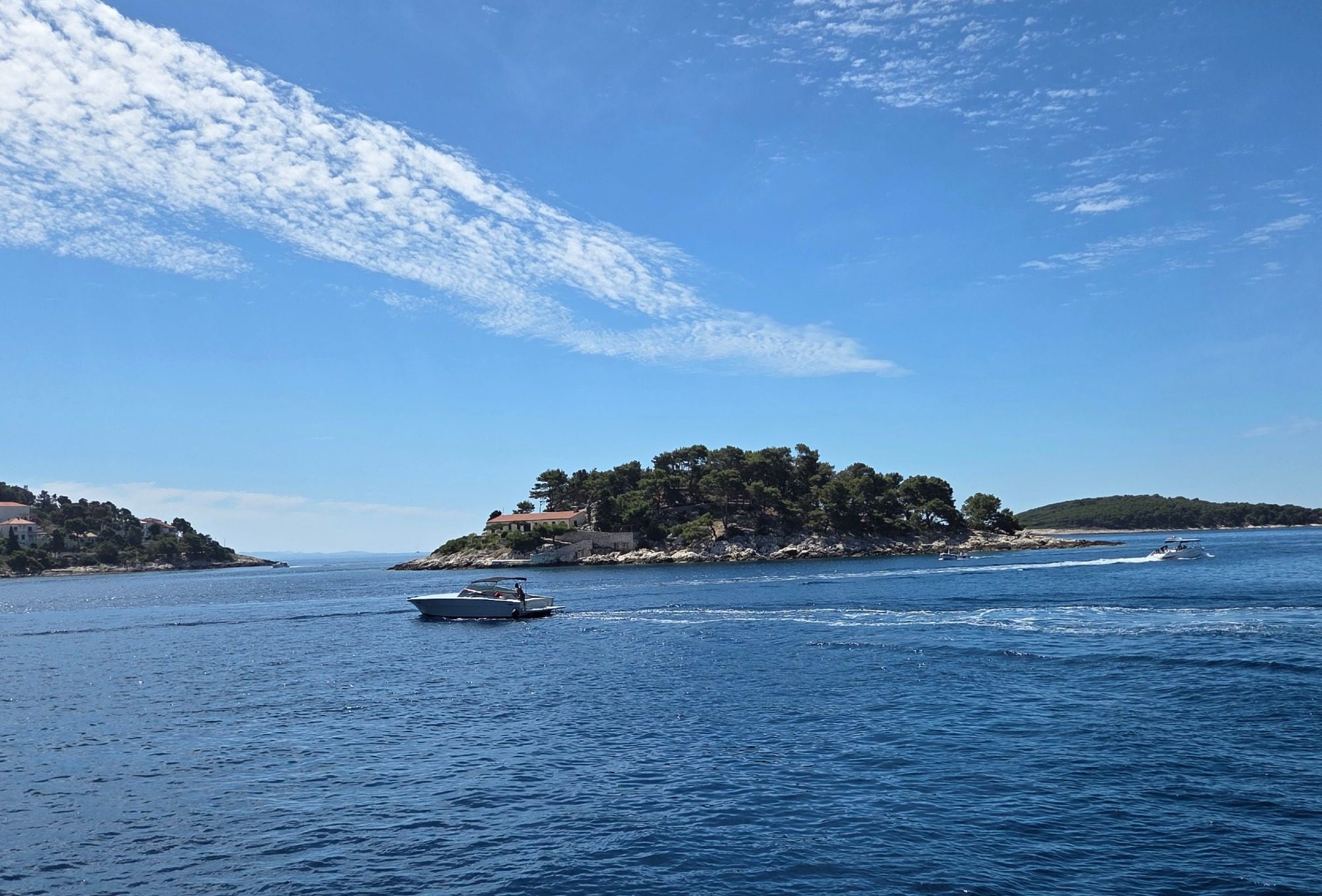 Küste und Boot