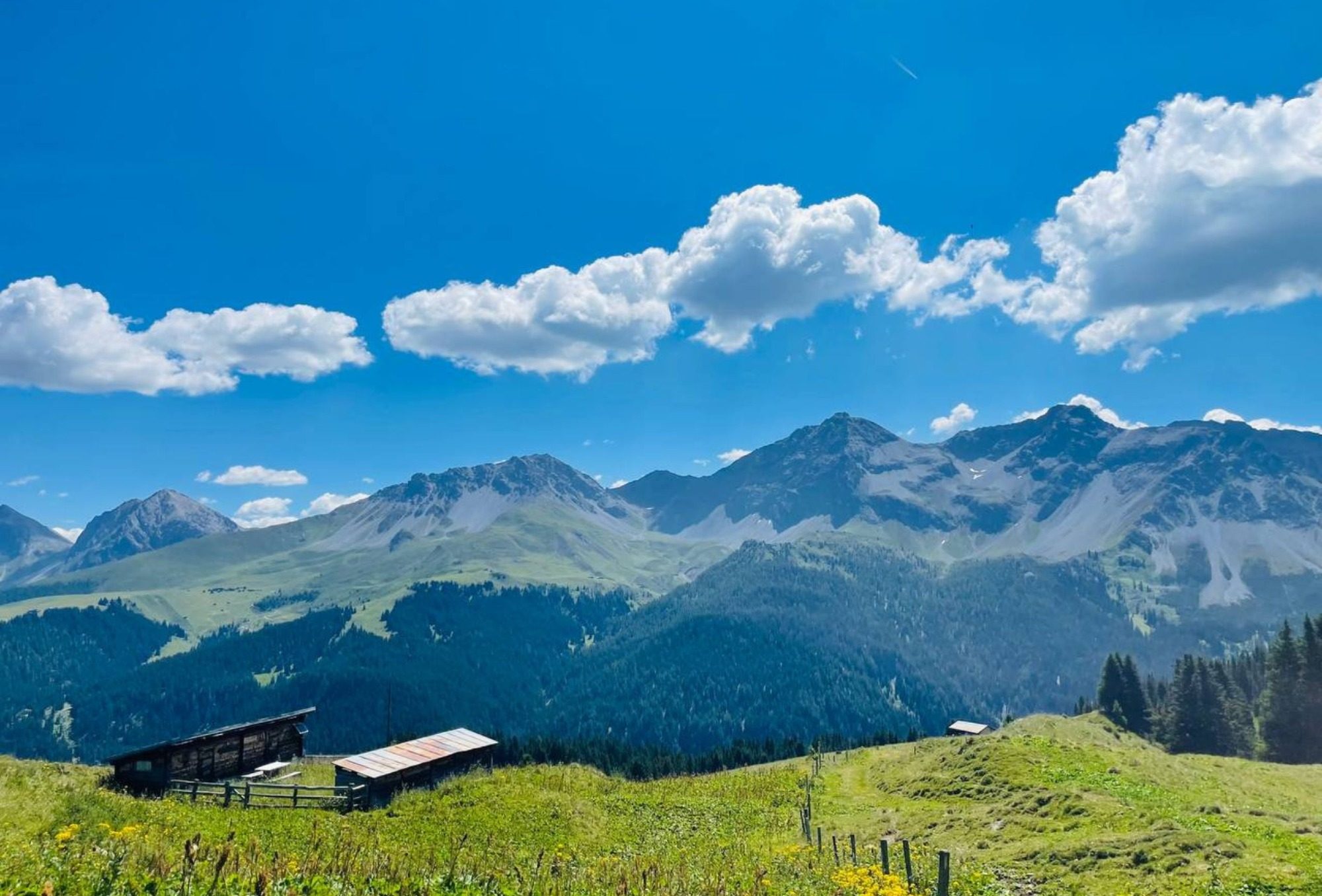 Aussicht auf die Berge in Arosa