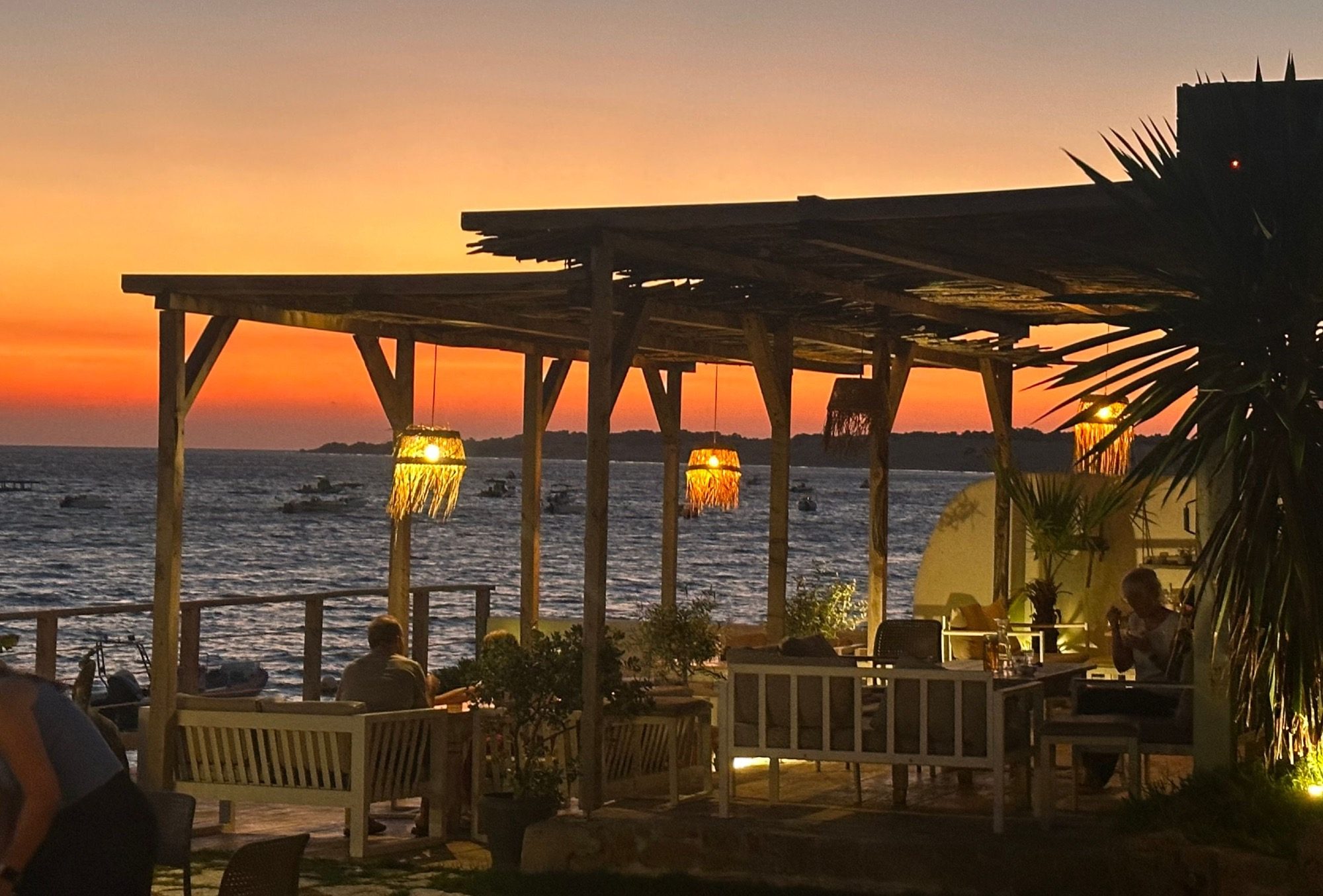 Sonnenuntergang Mangobar