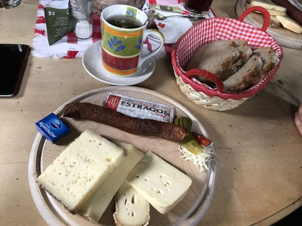 Jausen-Pause auf der Kasalm Straubing