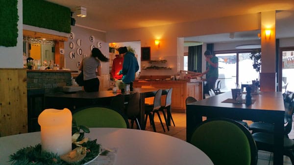 Speiseraum / Bar mit Weihnachtsdeko