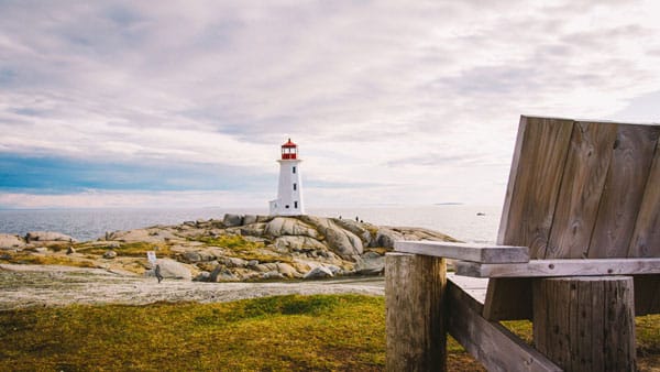 Der wohl bekannteste Leuchtturm Kanadas - Peggy's Point Lighthouse