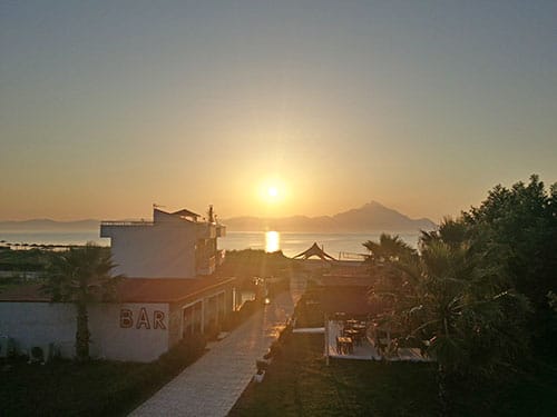 Ausblick vom Balkon am frühen Morgen.
