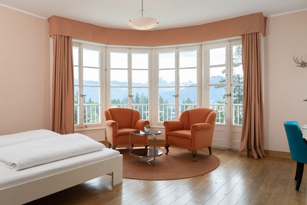 So strahlt das Carlton auch heute noch den Glanz eines Grand Hotels aus.