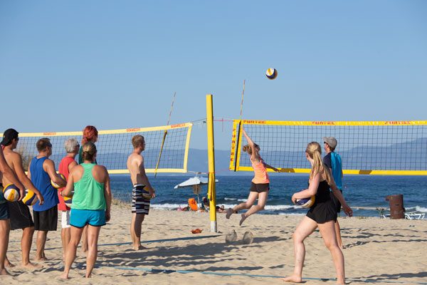 Angriffschlag - Technik für Beach-Volleyball