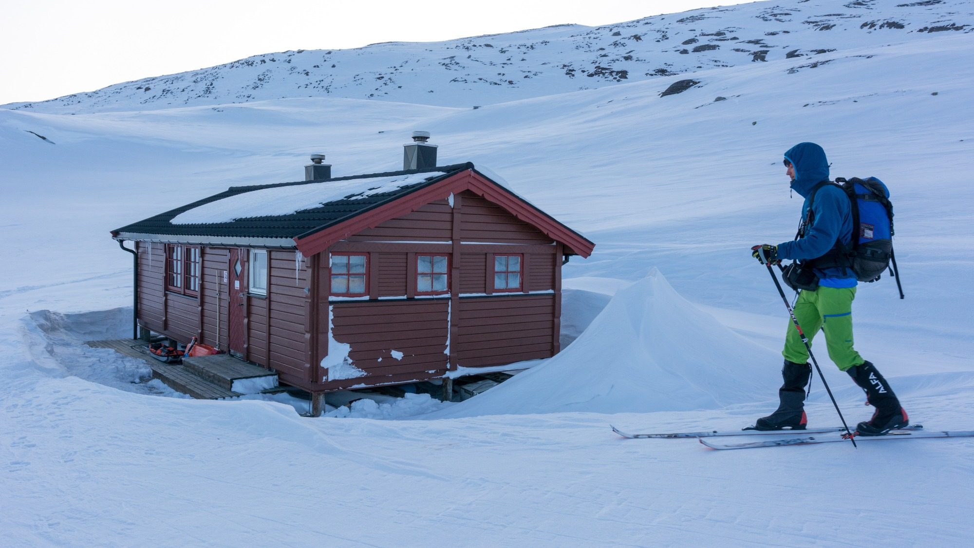 Die Nächte verbringen wir in gemütlichen Hütten des norwegischen Wandervereins.
