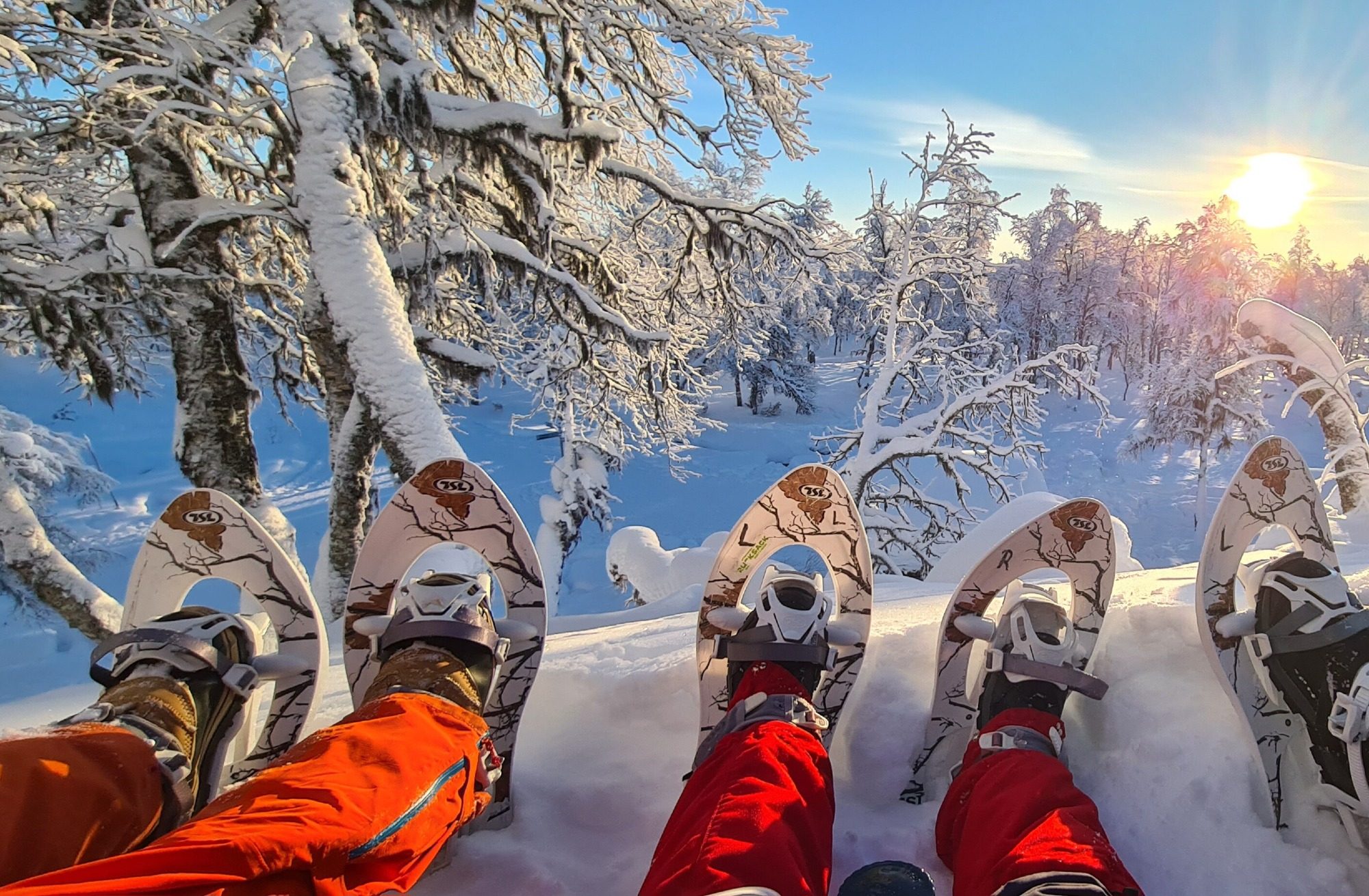 Schneeschuhe im Schnee