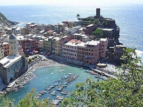 Dorf an der Cinque Terre